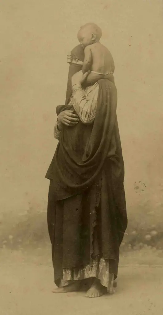 Mulheres escondidas em fotos do século xix - 9