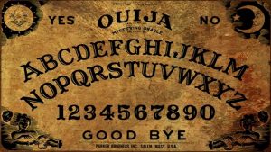 o tabuleiro ouija história de terror mundo sombrio