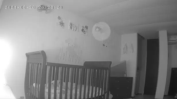 0 pay paranormal activity mum discovers creepy ghost on baby monitor and reveals previous owner died in 2 • mundo sombrio