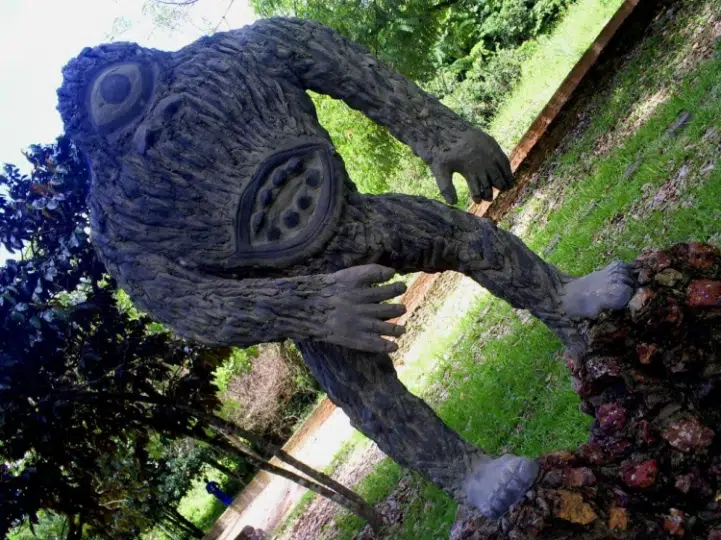 Estátua do mapinguari