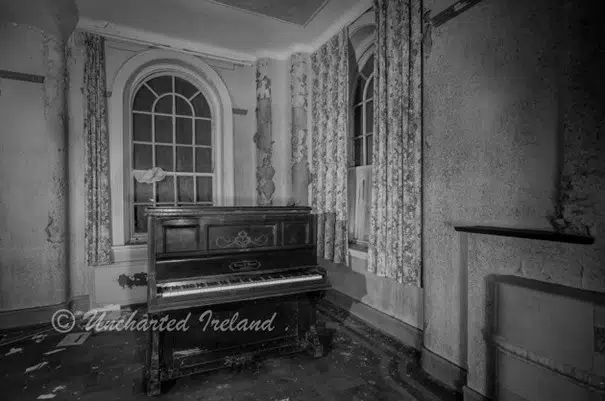 Hospital psiquiatrico abandonado em ennis irlanda mundo sombrio 3 • mundo sombrio