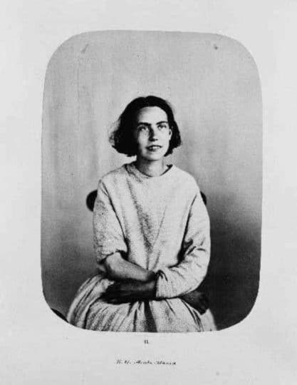 10+ retratos de pacientes psiquiátricos vitorianos que darão arrepio na espinha 34 Smile • mundo sombrio