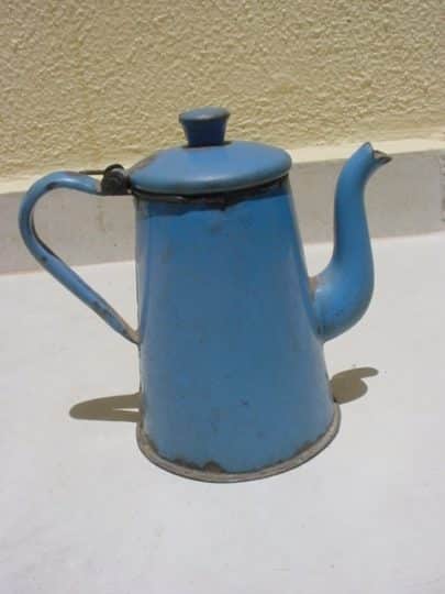 A casa de dona geralda 8 312140735 1120338392184012 6415314726792772788 n • mundo sombrio